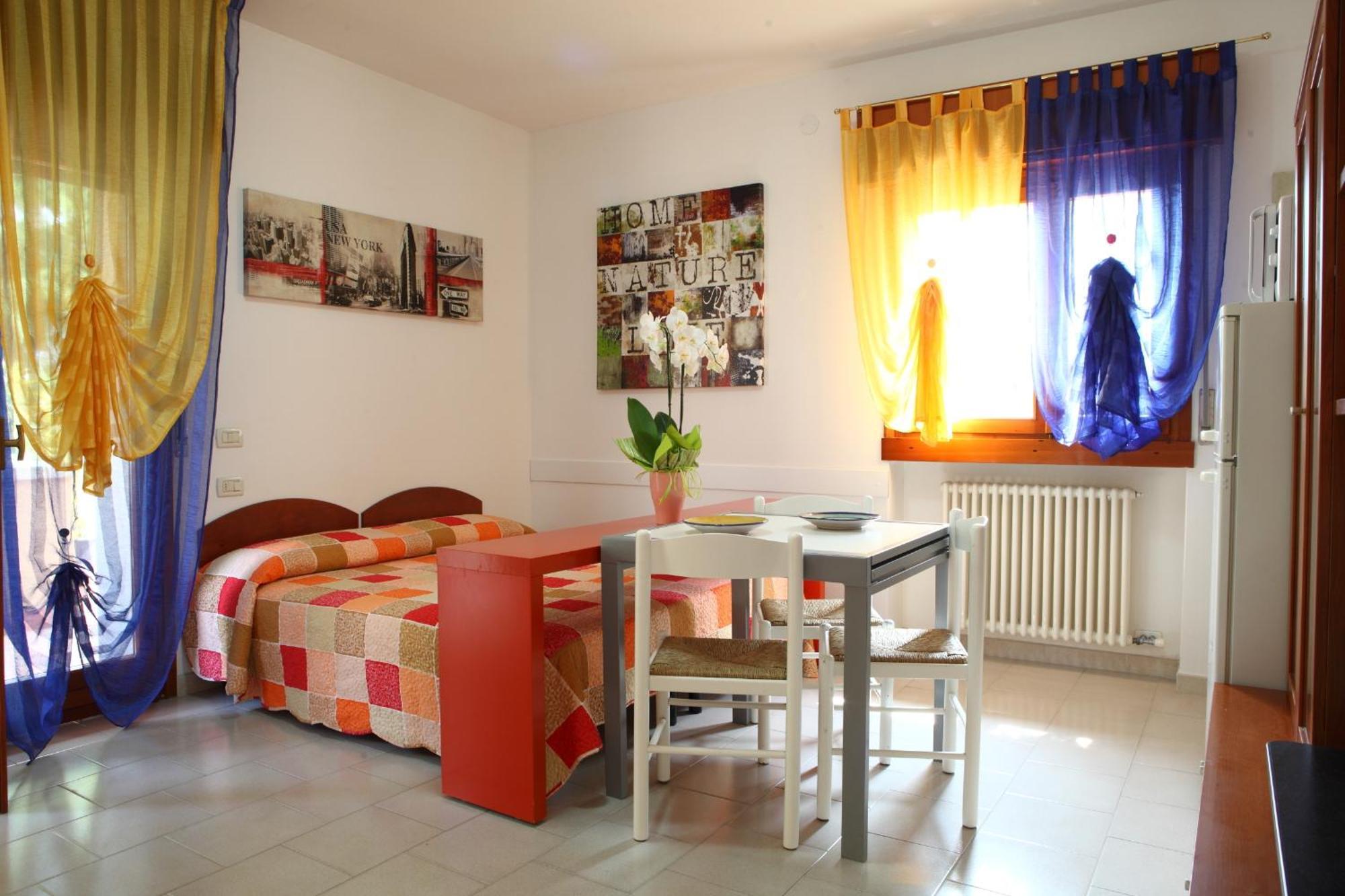 Residence La Madonnina Peschiera del Garda Værelse billede